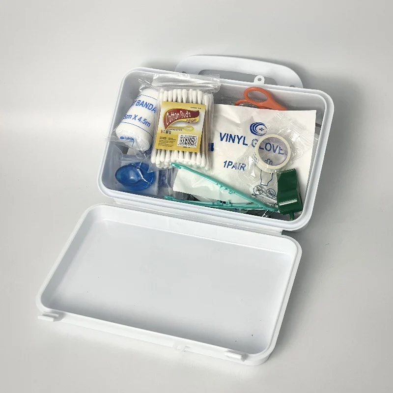 18-piece Portable First-aid Kit For Home Use — image 3