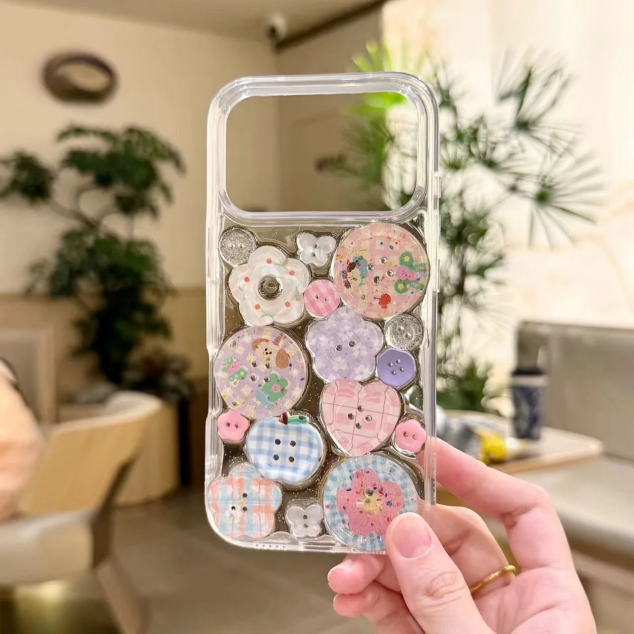 3D Epoxy Flower Button Phone Case — image 4