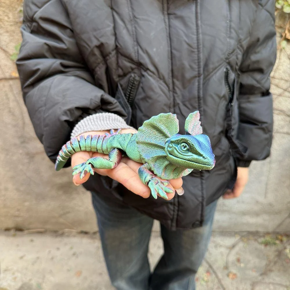 3d-printed Simulation Animal Chameleon Model Ornament — image 21