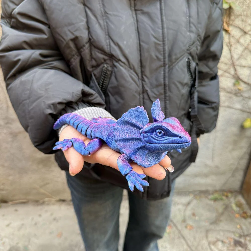 3d-printed Simulation Animal Chameleon Model Ornament — image 15
