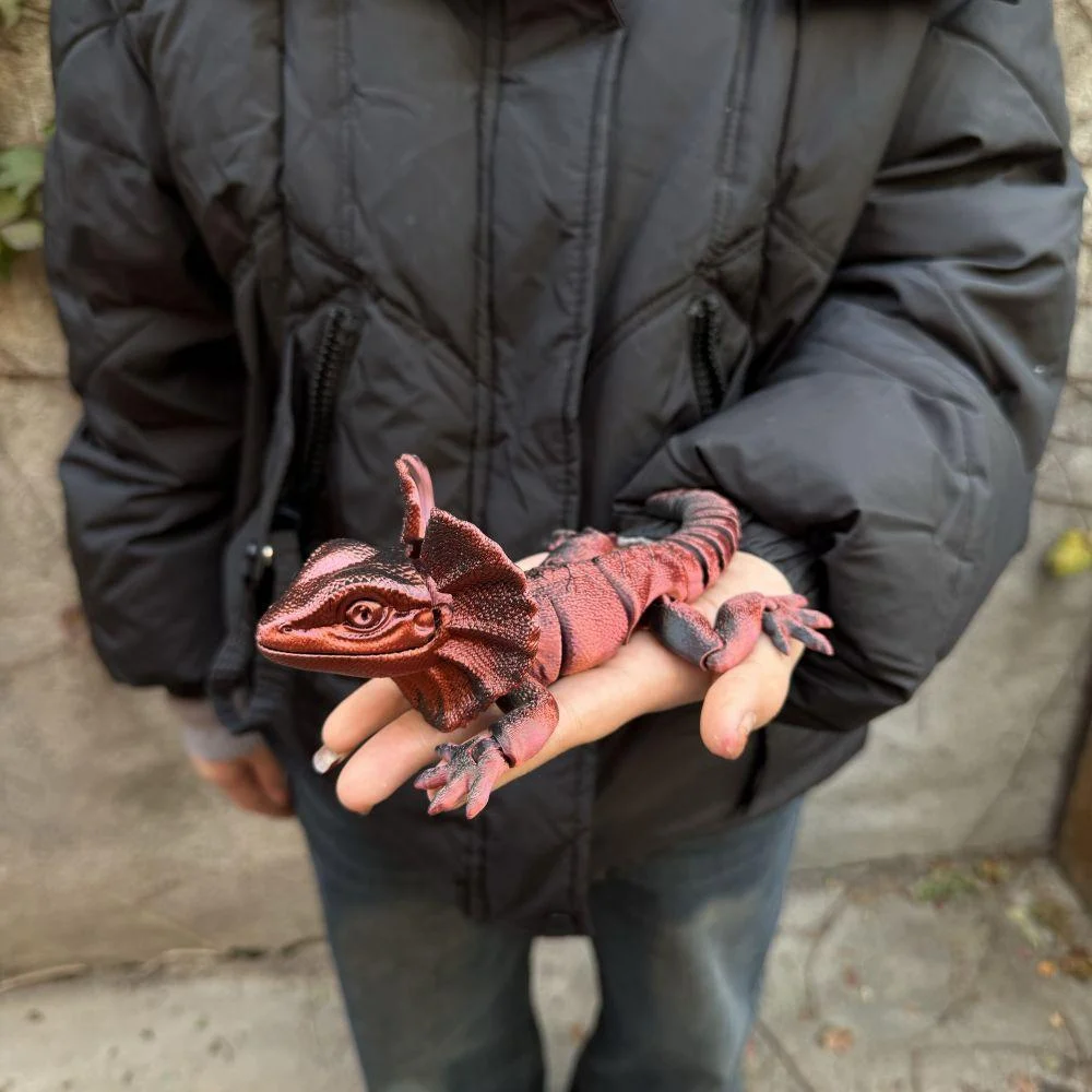 3d-printed Simulation Animal Chameleon Model Ornament — image 19