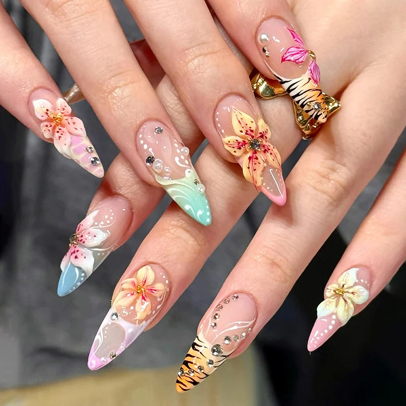 3D Textured Flower Wearable Nail Tips Stickers — image 2