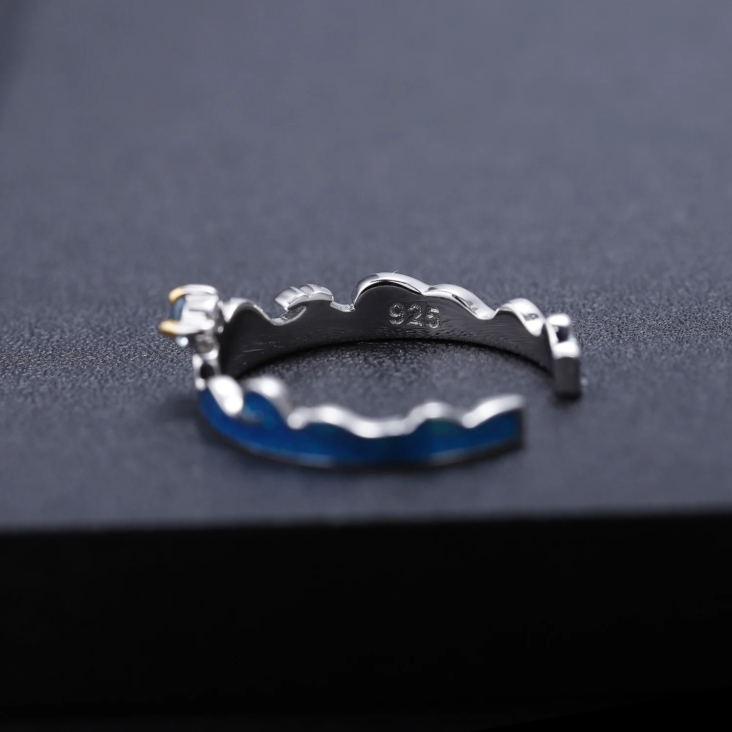 925 Silver Ring Inlaid With Swiss Blue Topaz Exuding Elegance And Sophistication — image 5