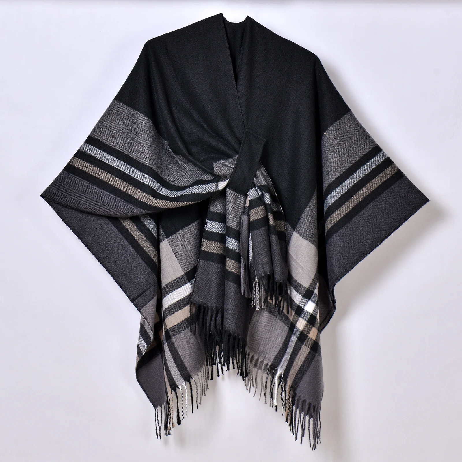 Adjustable Strap New Classic Plaid Shawl — image 3