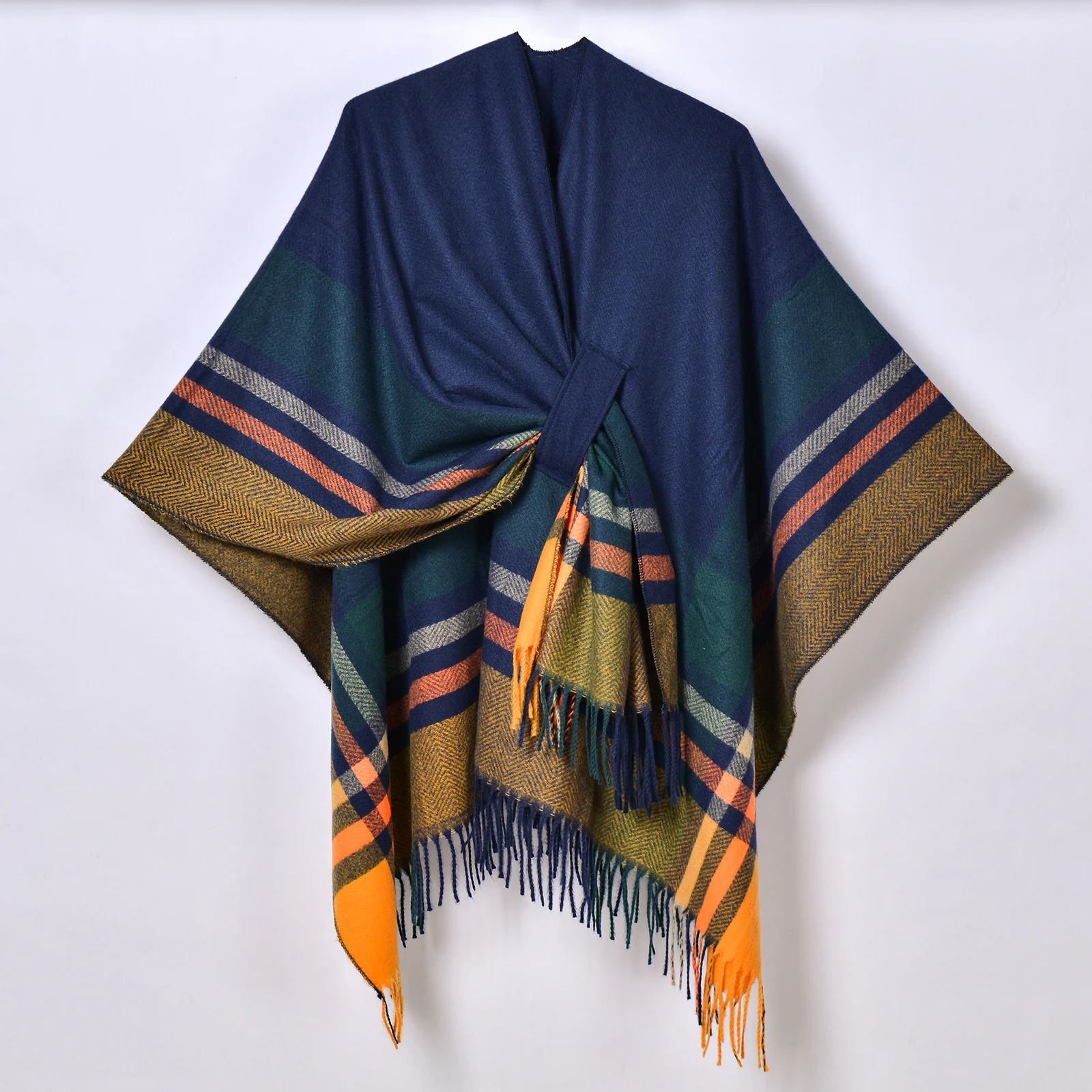 Adjustable Strap New Classic Plaid Shawl — image 2