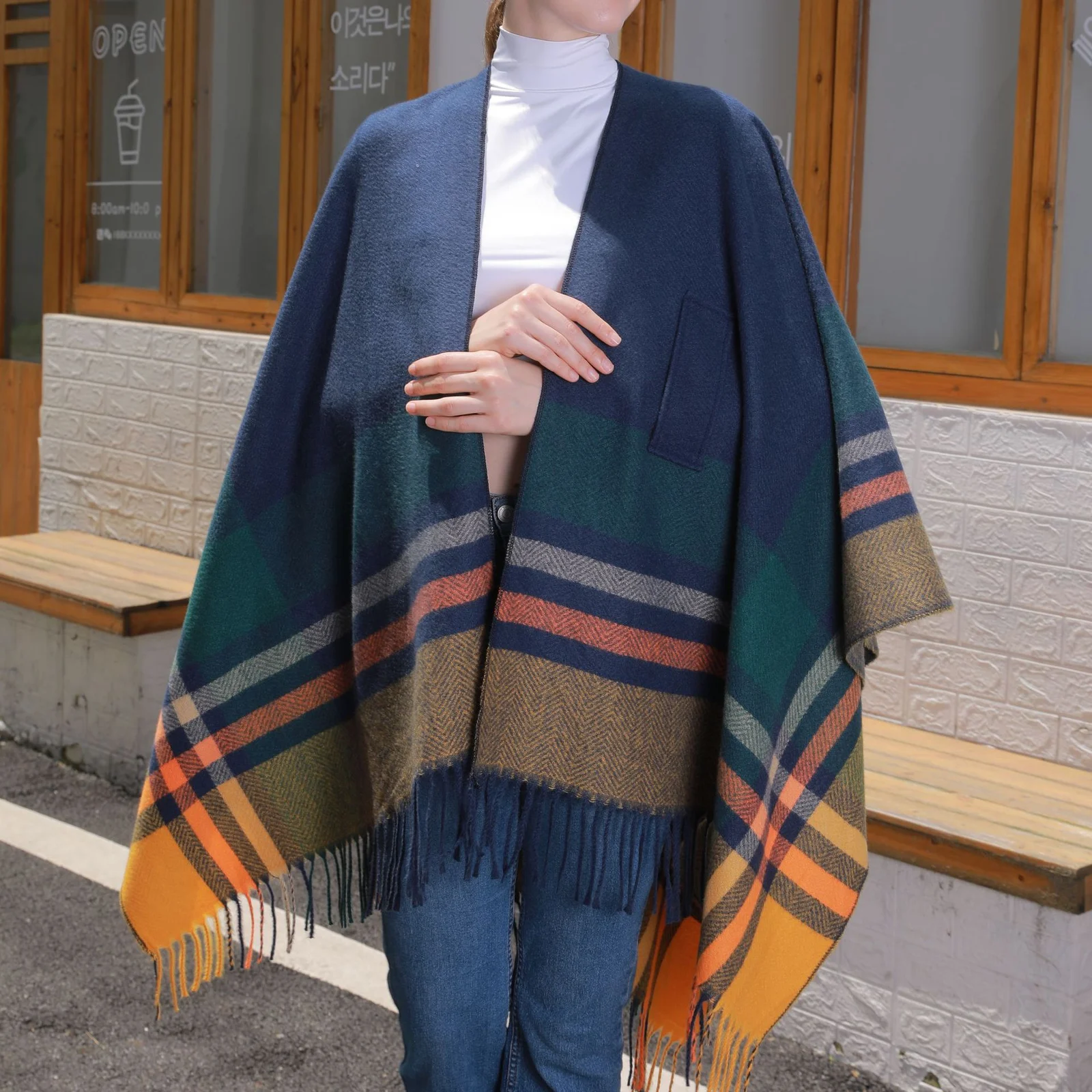 Adjustable Strap New Classic Plaid Shawl — image 8