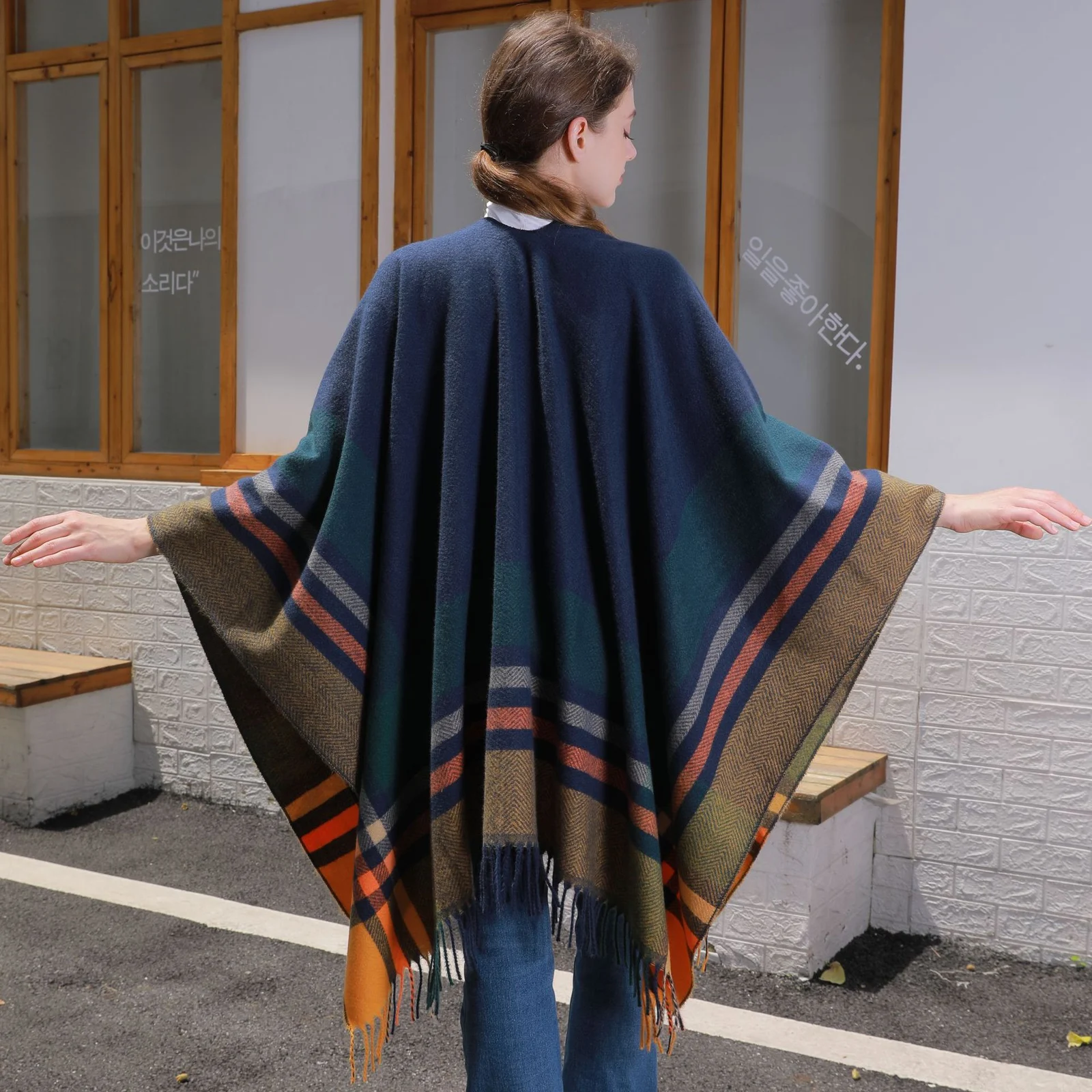 Adjustable Strap New Classic Plaid Shawl — image 6