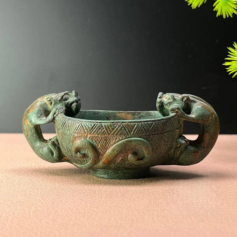 Antique Style Bronze Alloy Miscellaneous Item Pi Xiu Wine Cup Bowl And Vessel — image 4