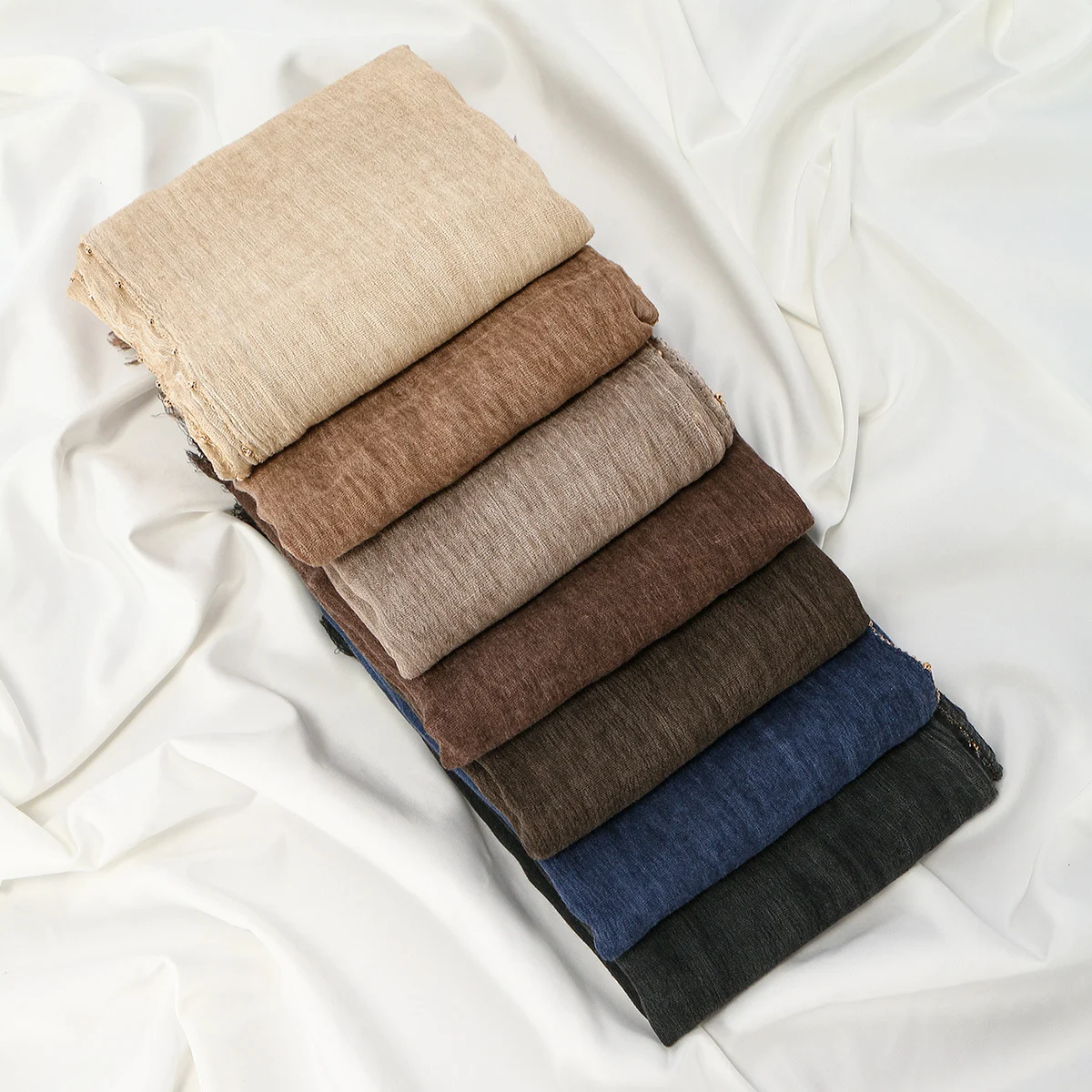 Arrival Rayon Crinkle Chain-pattern Fringed Long Scarf — image 4