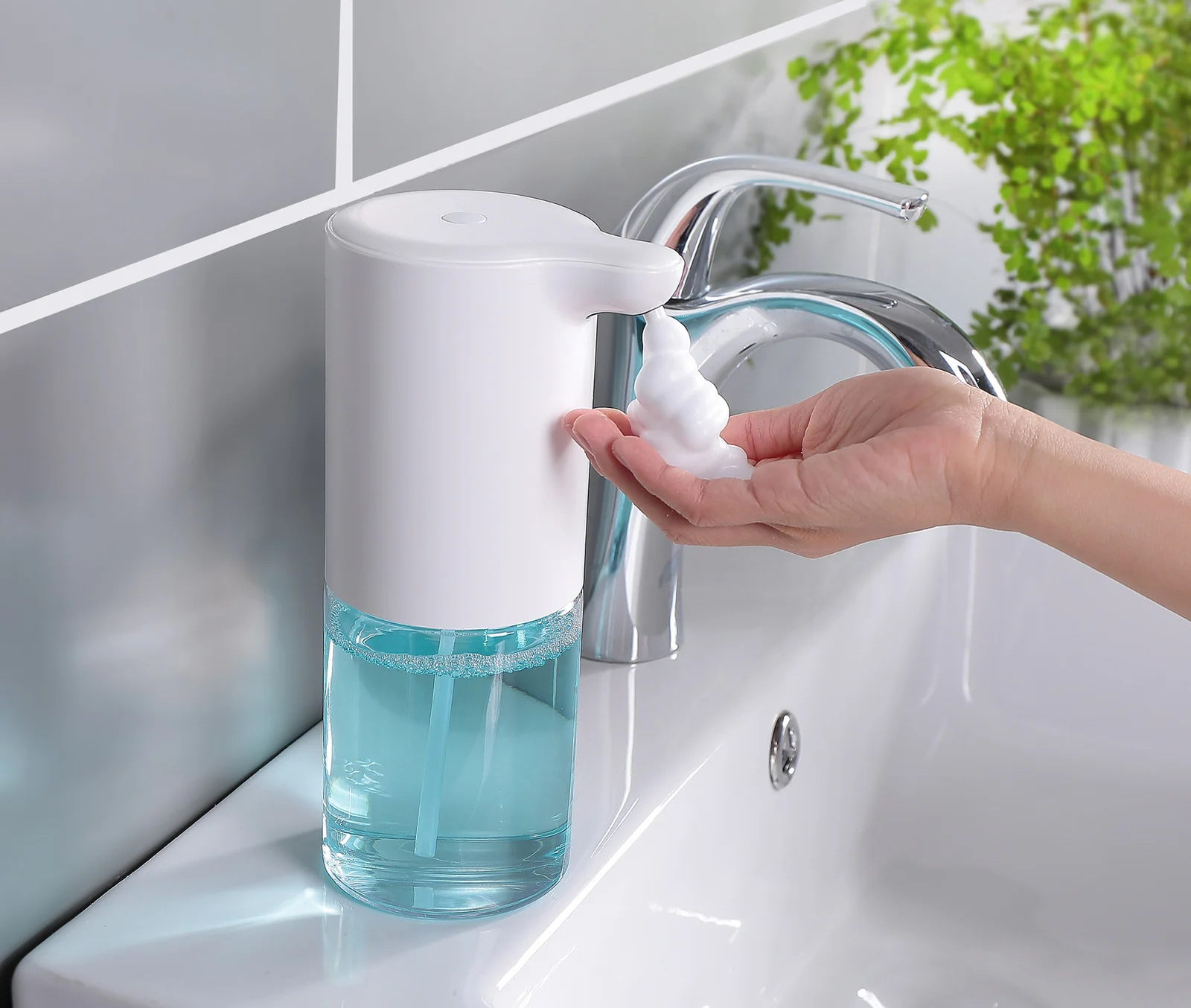 Automatic Induction Foam Soap Dispenser Hand Sanitizer Smart — image 3