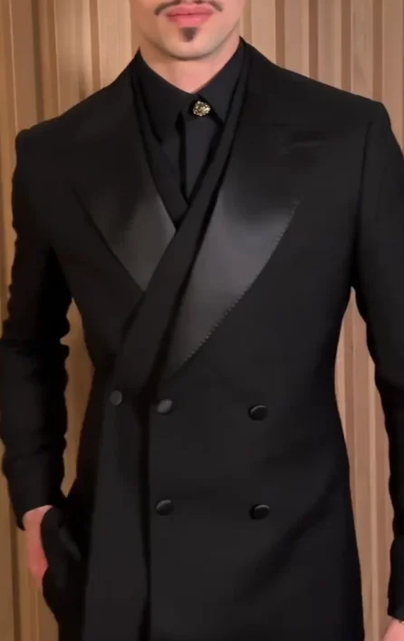 Black Satin Peak Lapel Double-breasted Tuxedo Suit Set — image 2