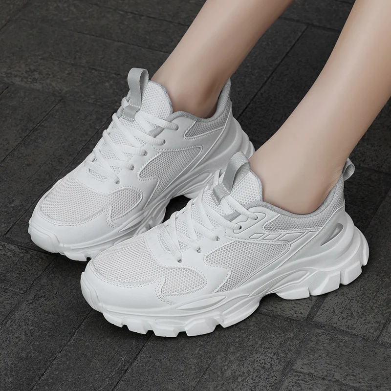 Breathable Soft-soled Casual White Sneakers For Women — image 4