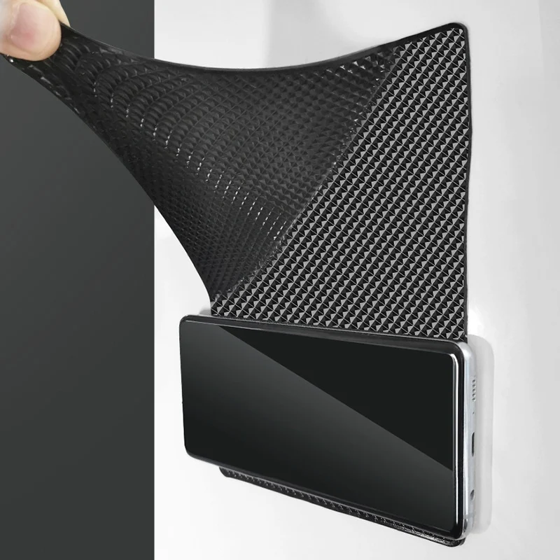Car Non-slip Mat And Car-mounted Phone Decor — image 5