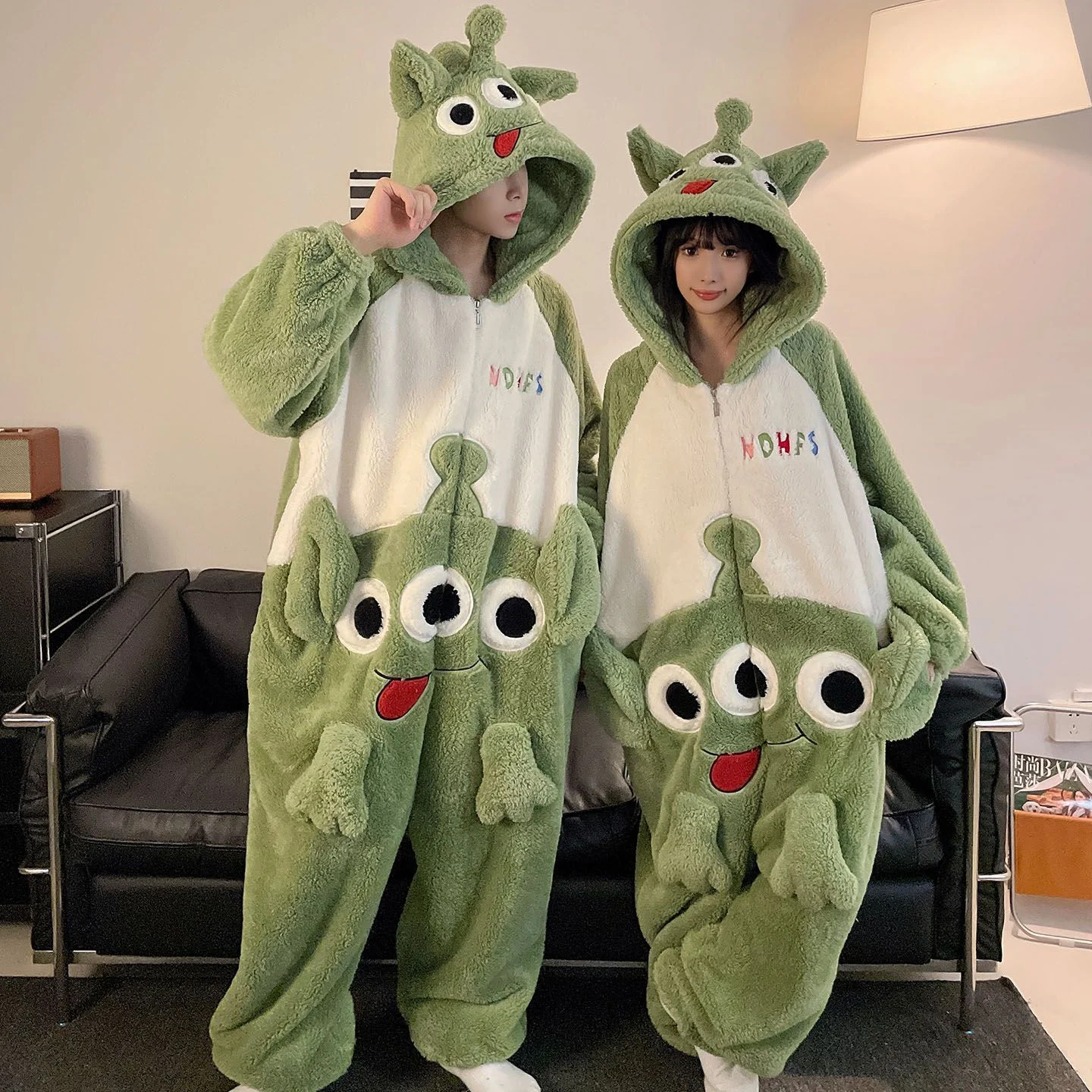 Cartoon-style Youth Outerwear Loungewear Set — image 16
