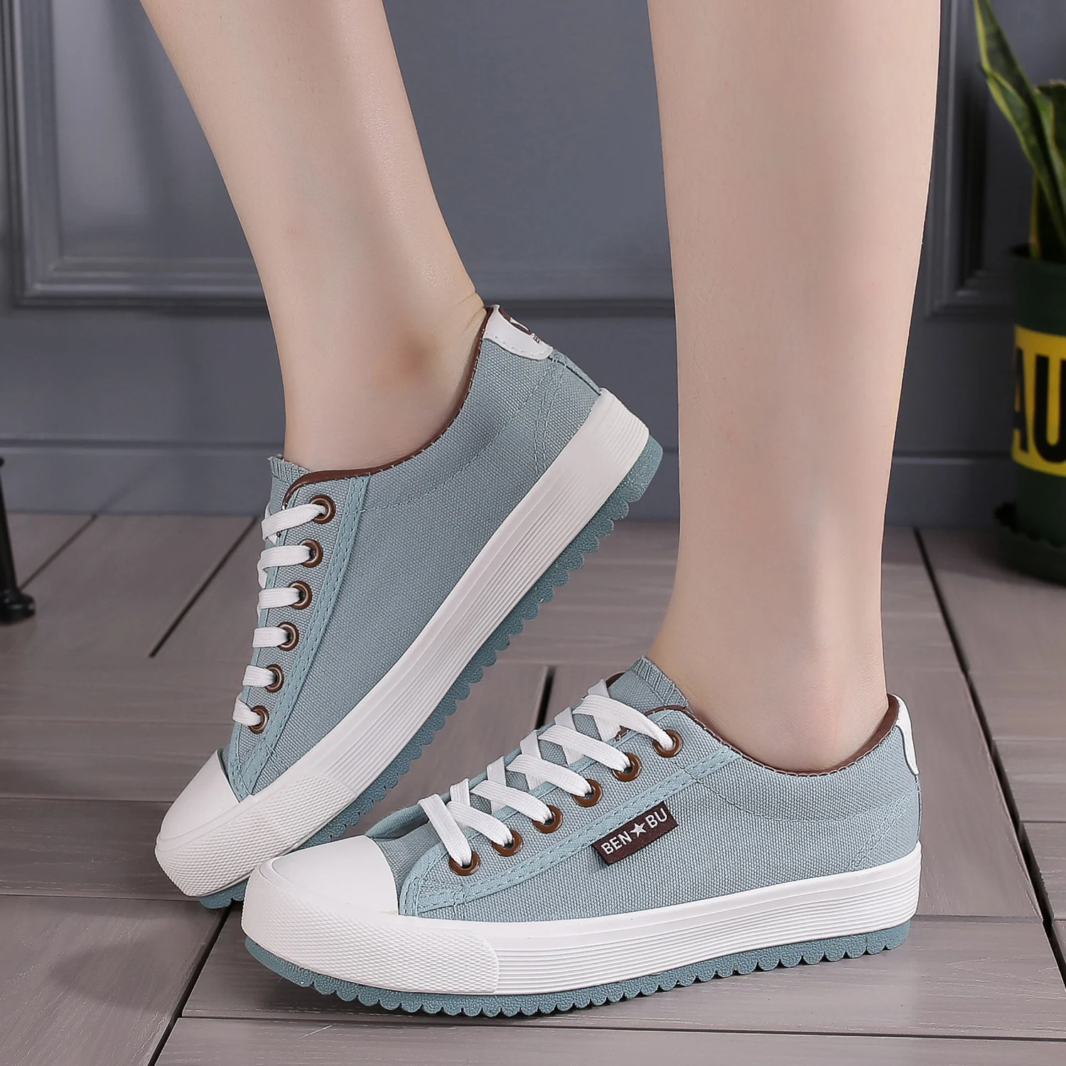 Casual Low-top Canvas Shoes, Lightweight And Flatstylish Unisex Design — image 9