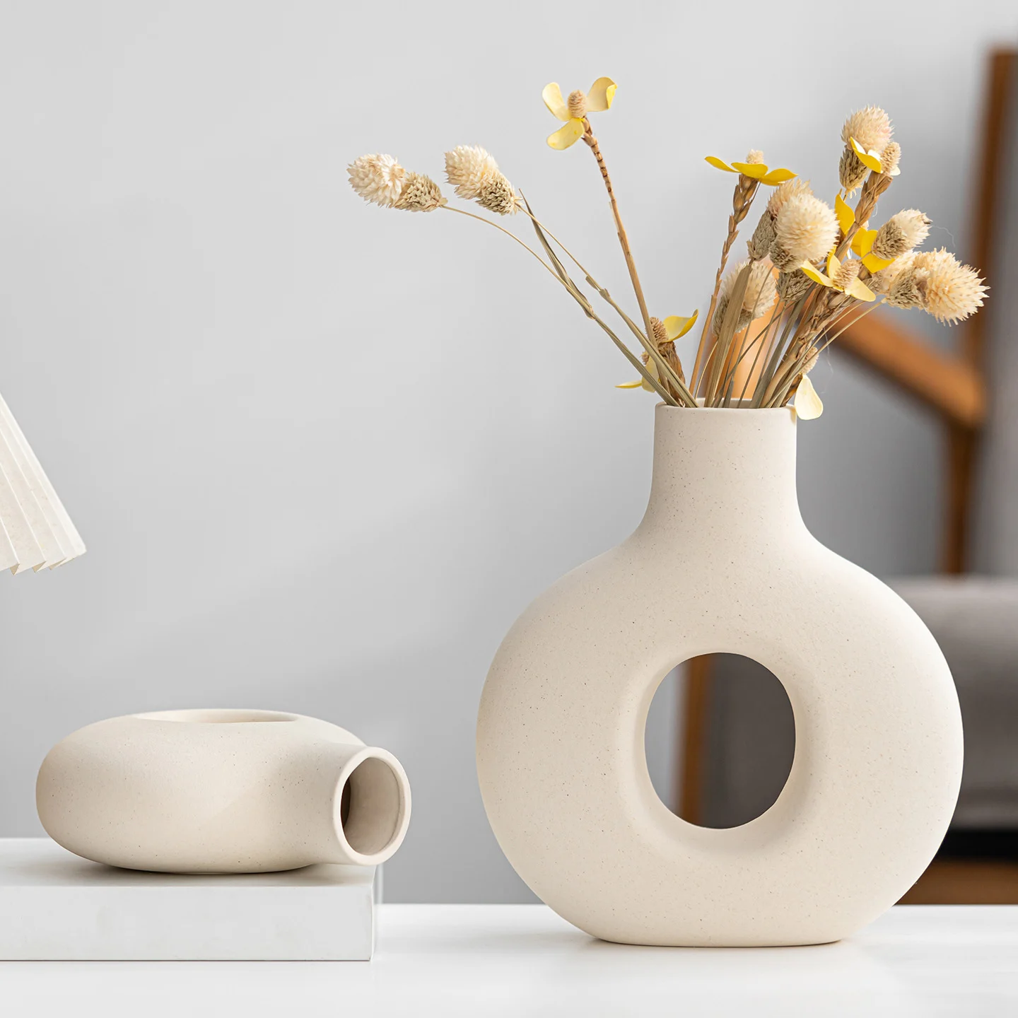 Ceramic Vase Minimalist And Modern Flower Holder With A Premium Aesthetic — image 5
