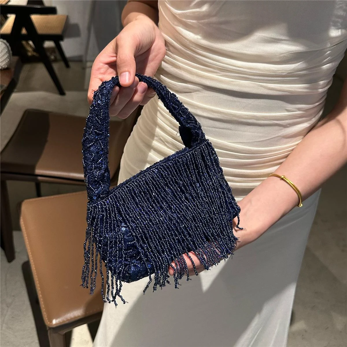 Chinese-style Vintage Handmade Solid-black Beaded Tassel Tote Bag — image 2