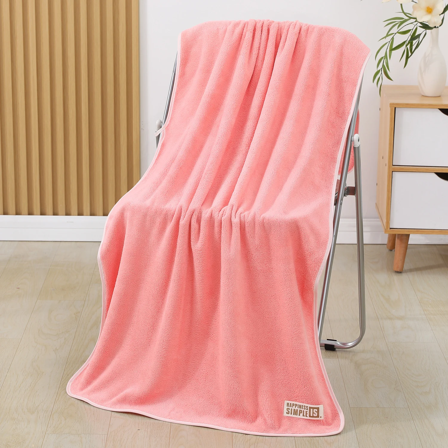 Class A Coral Fleece Bath Towel Soft Skin-friendly Highly Absorbent And Lint-free — image 4