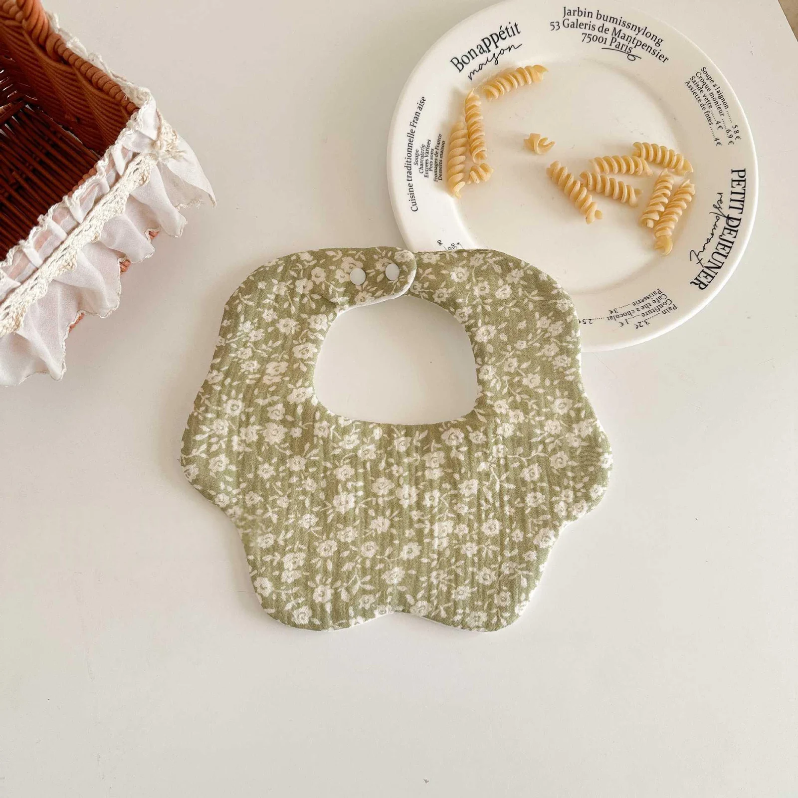 Class A Pure Cotton Gauze Baby Bib — image 9
