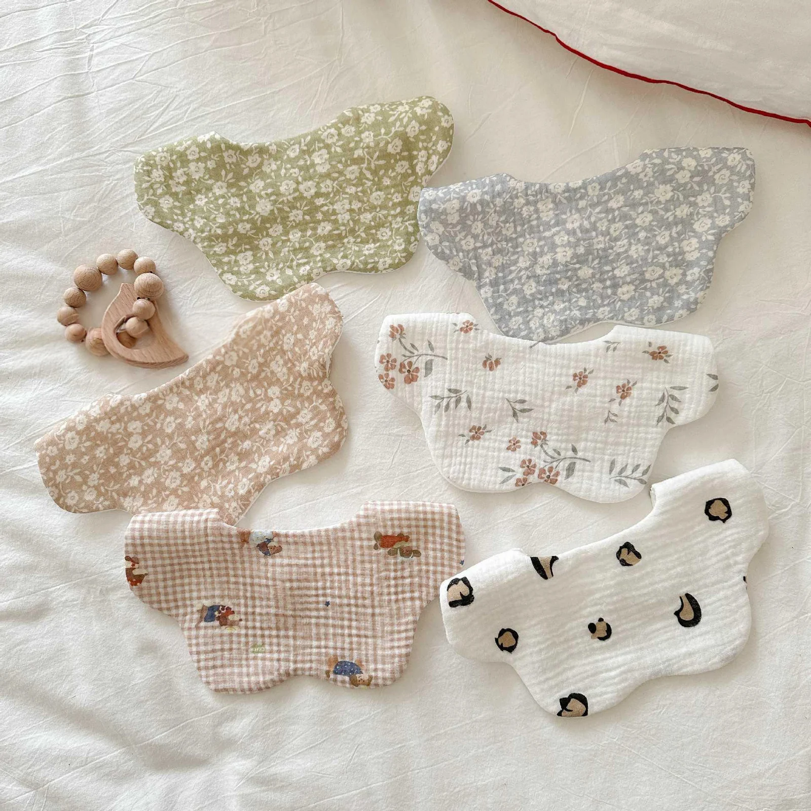 Class A Pure Cotton Gauze Baby Bib — image 3