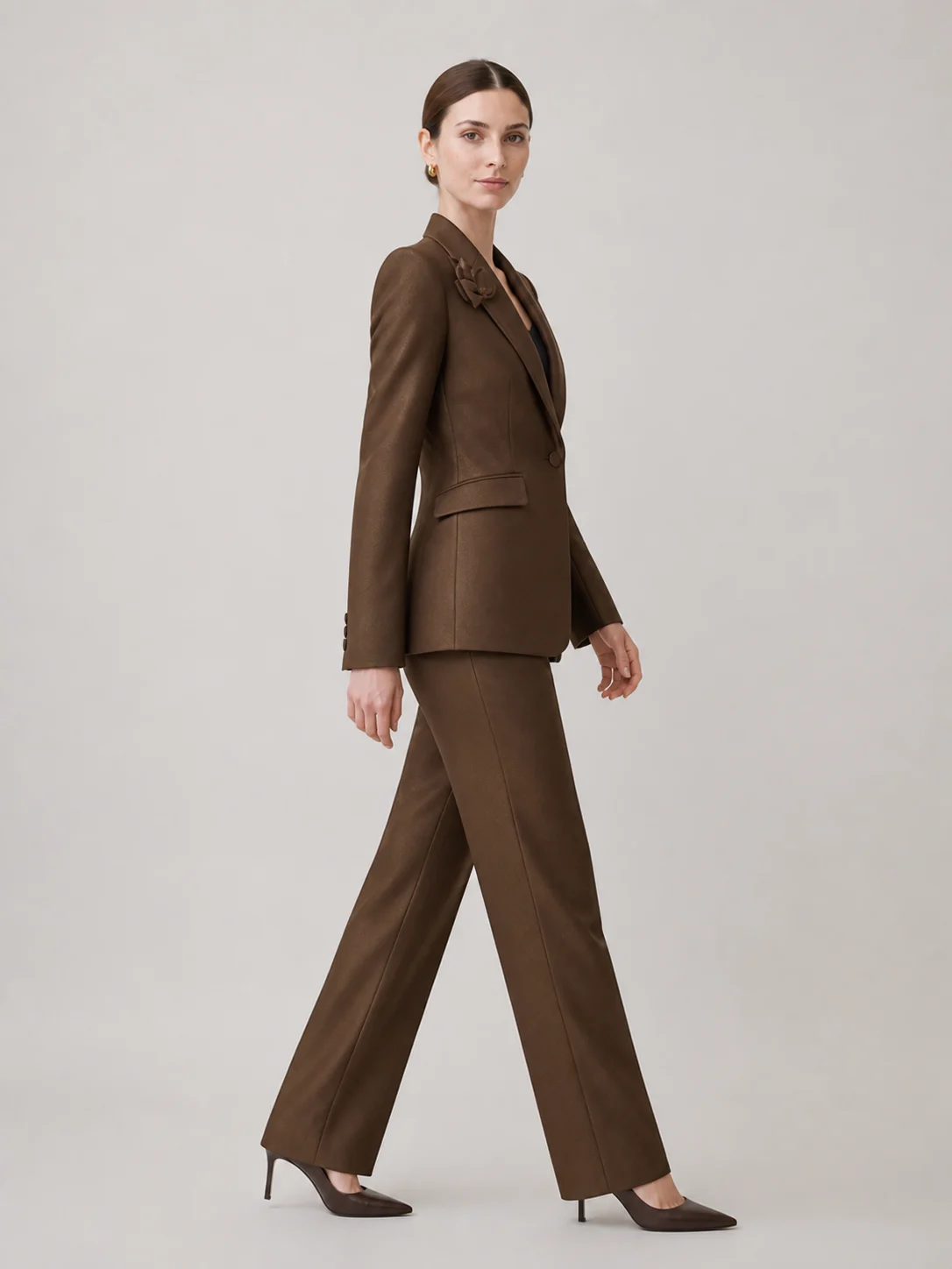 Classic Elegant 3D Floral Suit Set — image 8