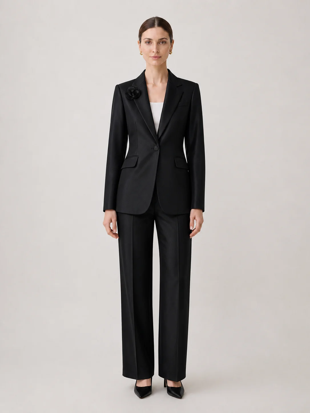 Classic Elegant 3D Floral Suit Set — image 4