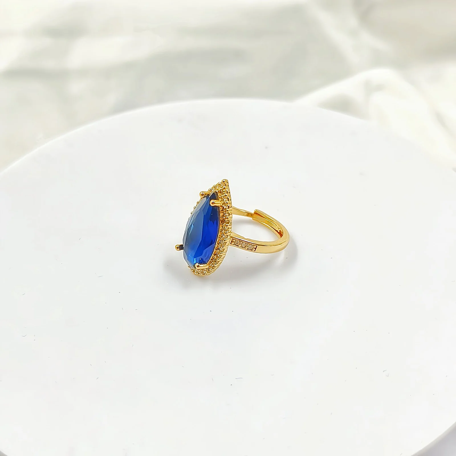 Classic Teardrop Heart Open-ring For Women — image 7