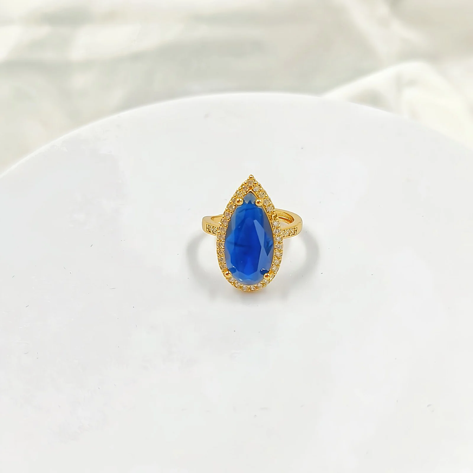 Classic Teardrop Heart Open-ring For Women — image 8