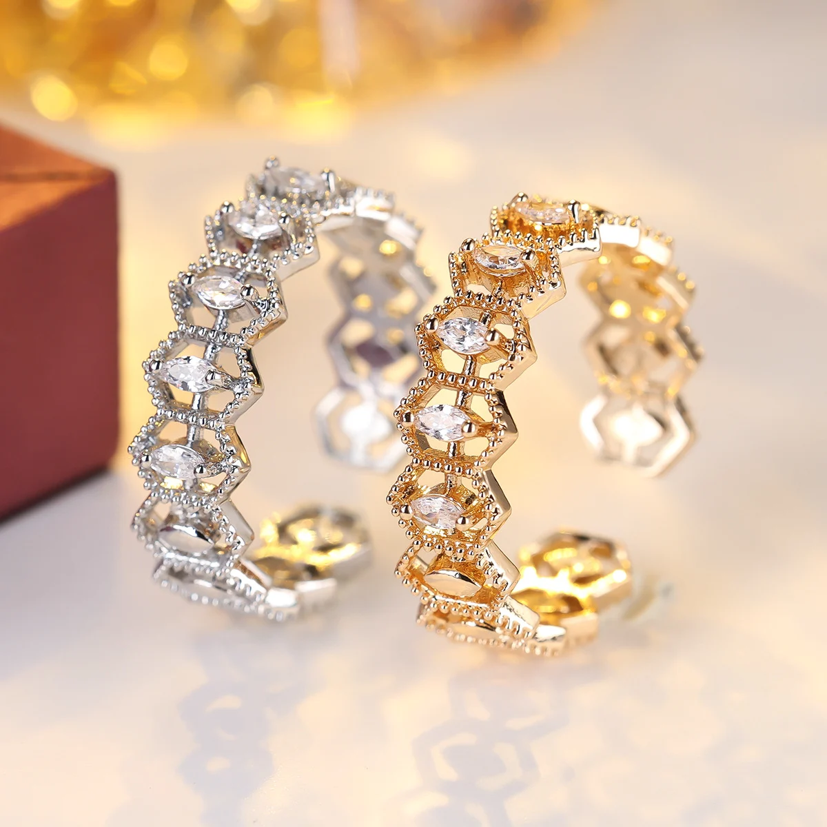 Classic Western Style Light Luxury Ring Fully Pwith Zircons — image 3