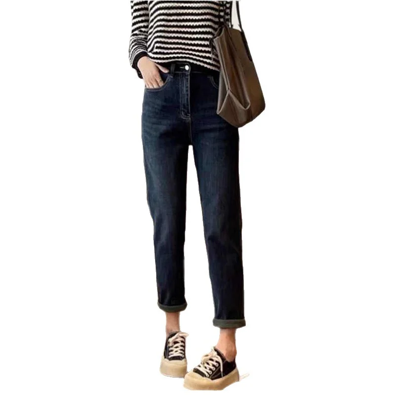Color-block Tapered Harem Jeans For An Hourglass — image 5
