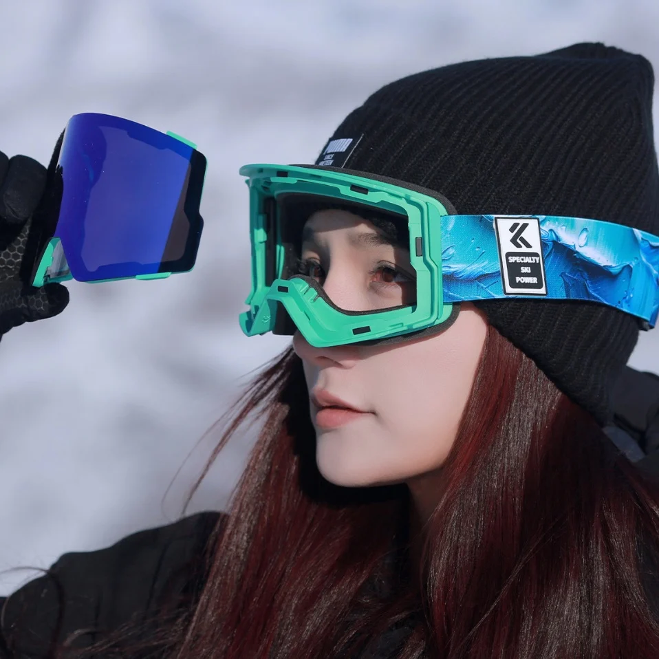 Color-changing Magnetic-suction Ski Goggles Outdoor Hiking Windproof Glasses — image 4