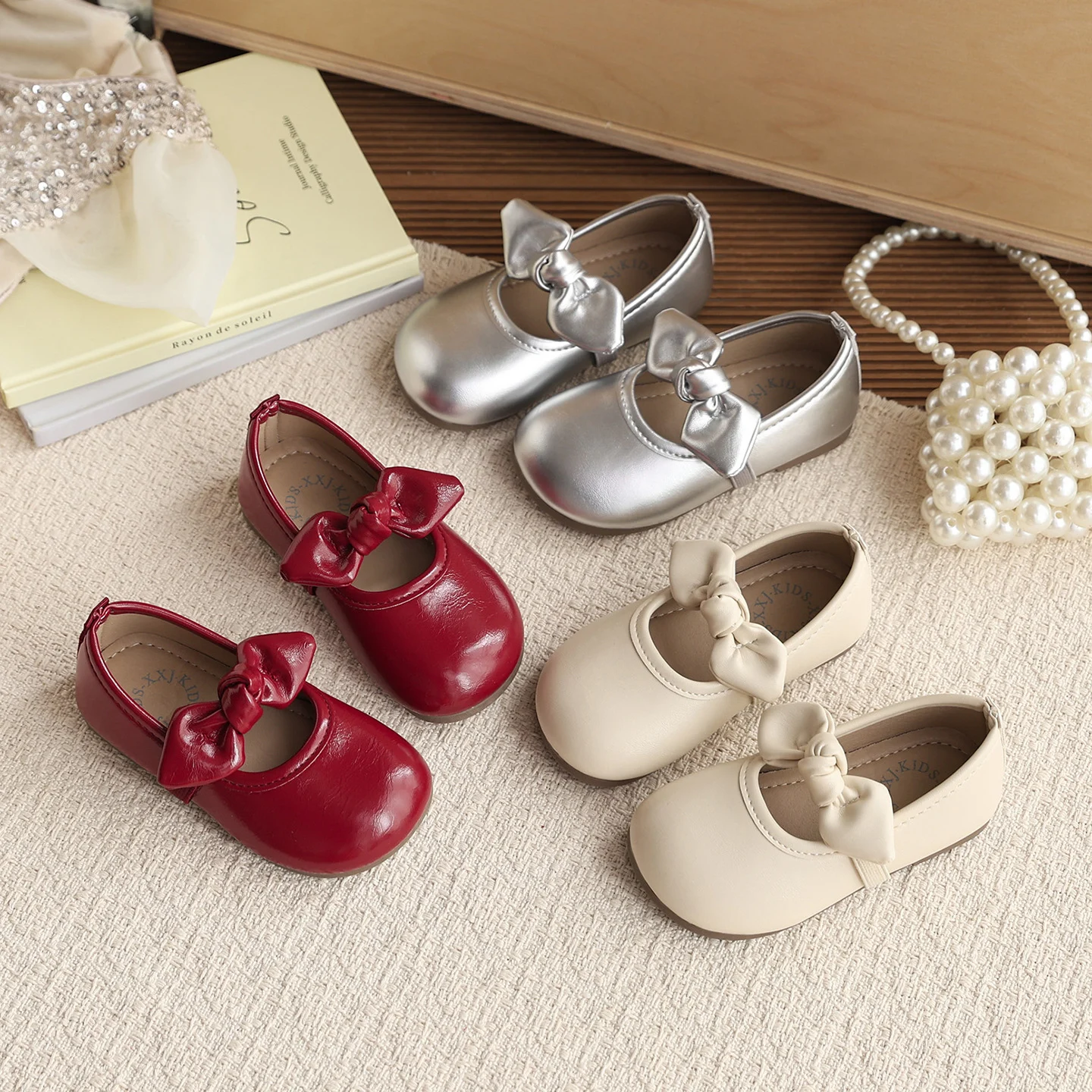 Cute Bow-knot Princess Shoes Soft-soled Performance — image 2