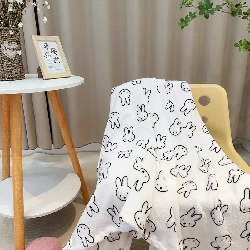 Cute Flannel Blanket, Plush Sofa Throw Blanket — image 10