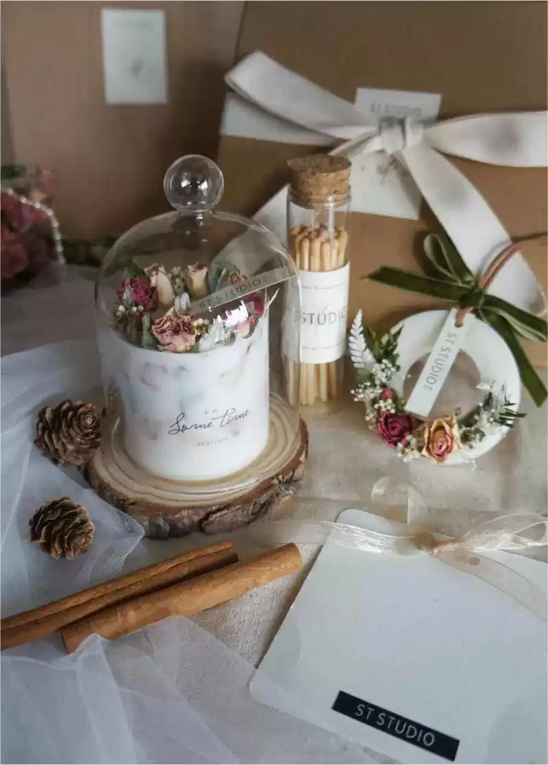 Decorative Ornament Dried Flower Aromatherapy Candle Set Gift Box — image 1
