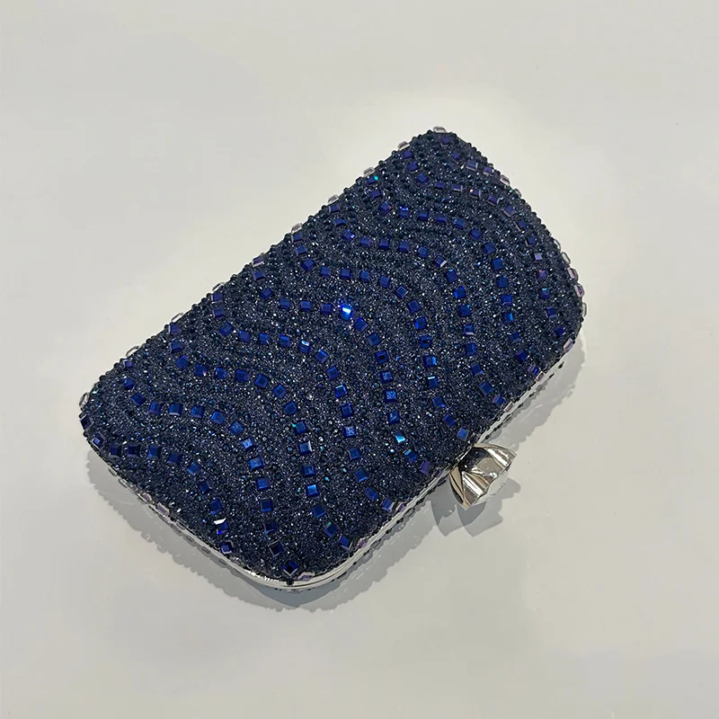 Double-sided Sparkling Rhinestone Evening Bag Fashionably Embellished With Diamonds — image 4
