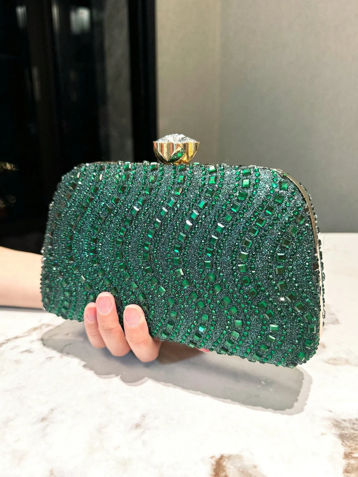 Double-sided Sparkling Rhinestone Evening Bag Fashionably Embellished With Diamonds — image 3