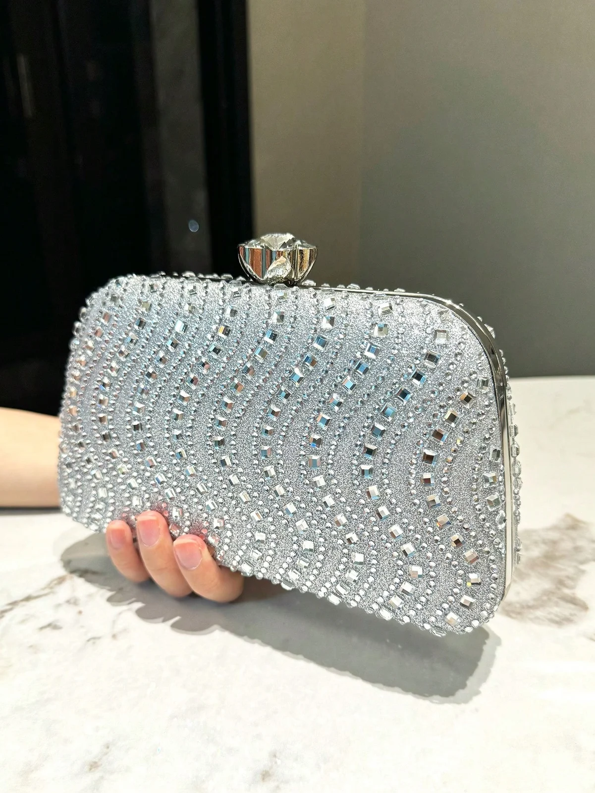 Double-sided Sparkling Rhinestone Evening Bag Fashionably Embellished With Diamonds — image 8