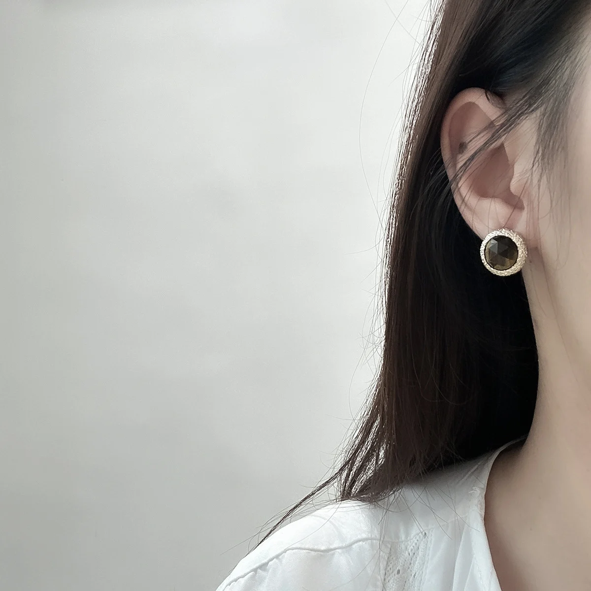 Drill-style Minimalist Chic Drop-glaze Earrings — image 4