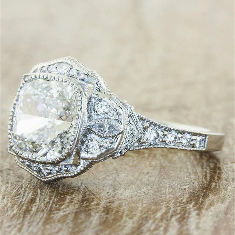 Elegant Zircon-studded Ring For Women — image 3