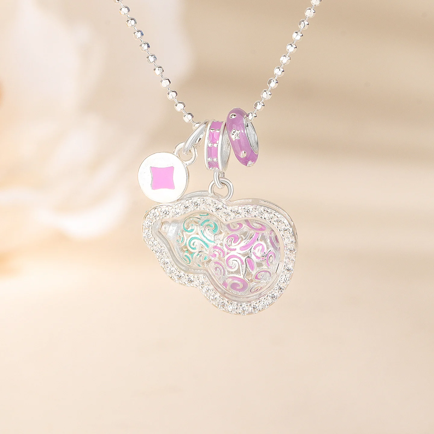 Enamel Dynamic Gourd Necklace For Women — image 2