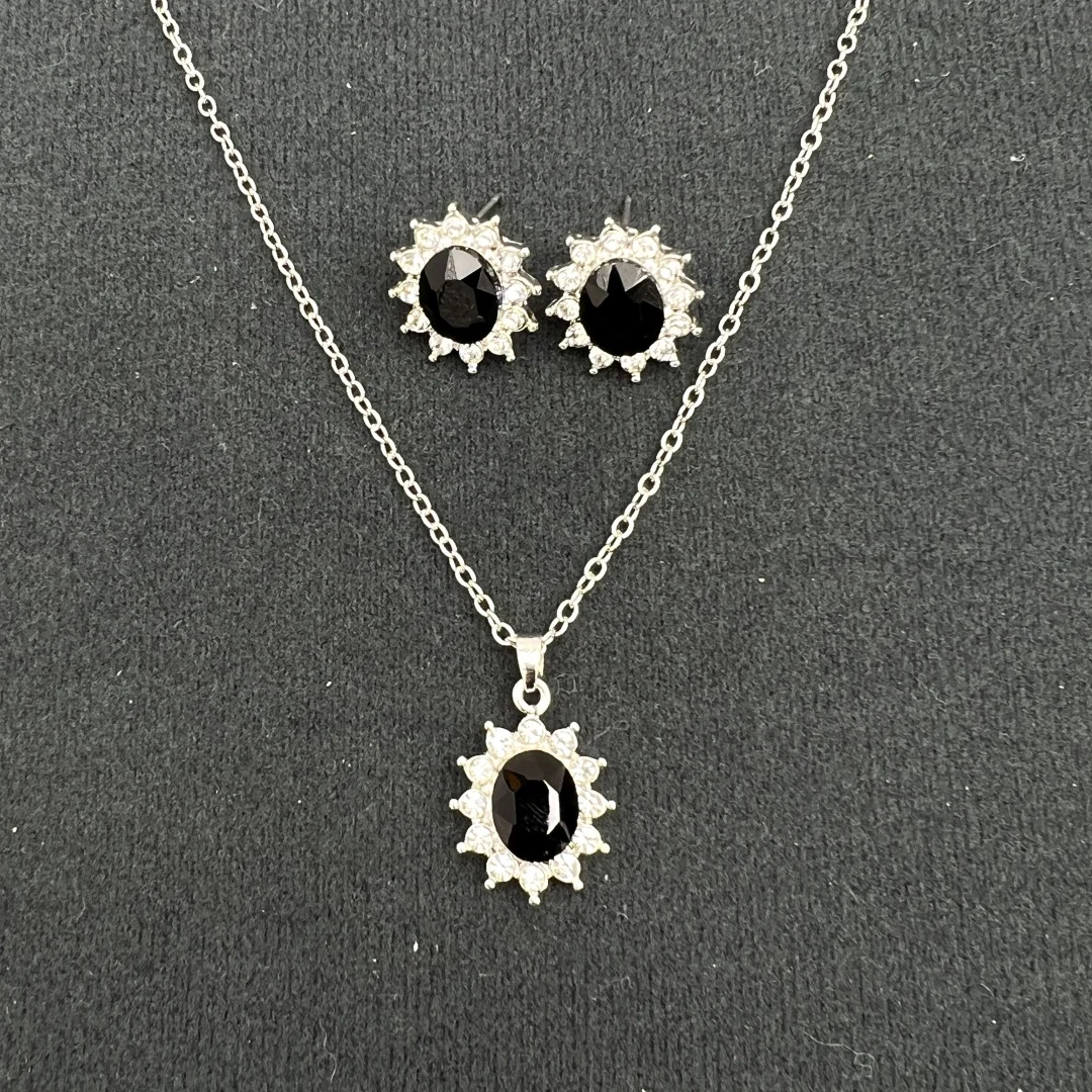 Fashion Sunflower Zircon Ear Stud Necklace Suit — image 7