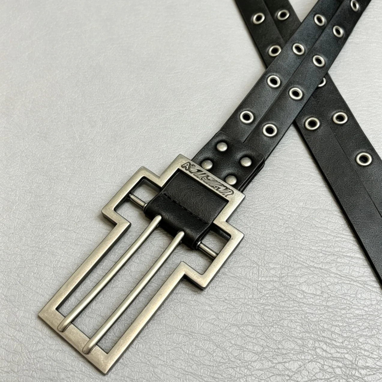 Fashionable Double-prong Buckle Belt Punk Style — image 3