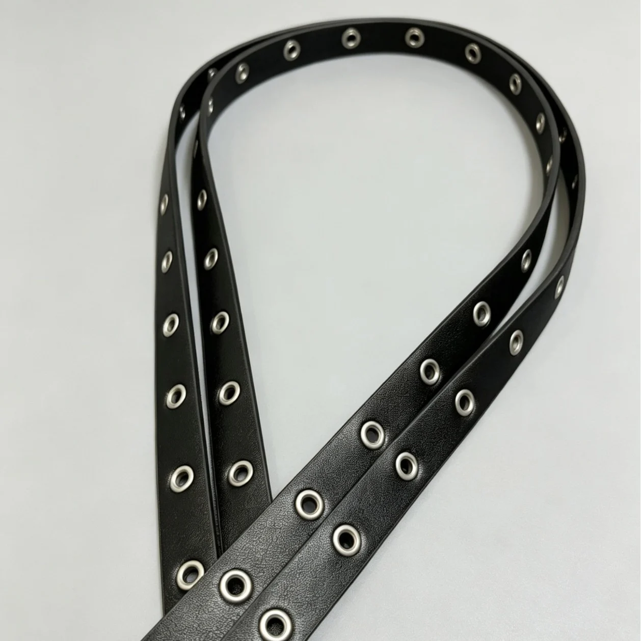Fashionable Double-prong Buckle Belt Punk Style — image 2