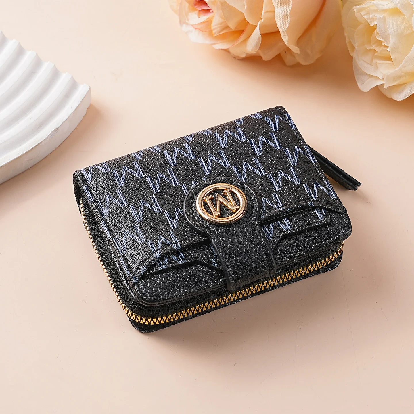 Fashionable Printed Letter Zippered Coin Purse Featuring An M Motif And A Vintage… — image 3