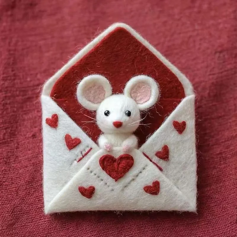 Felt-poking Heart-shaped Balloon Mouse — image 9