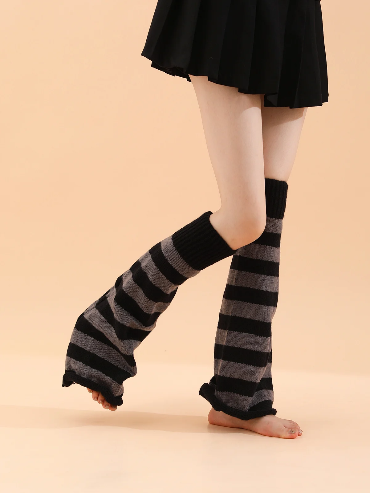 Flared Y2K Knitted Leg Warmer Rave Goth Cute Lolita Socks For Halloween Party — image 4