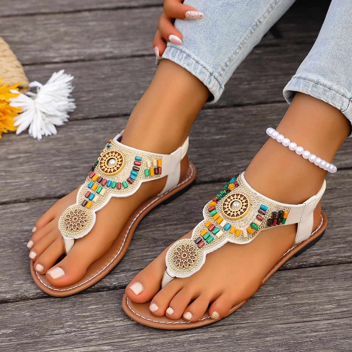 Flat-bottom Beaded Open-toe Beach Sandals For Outdoor Wear — image 2