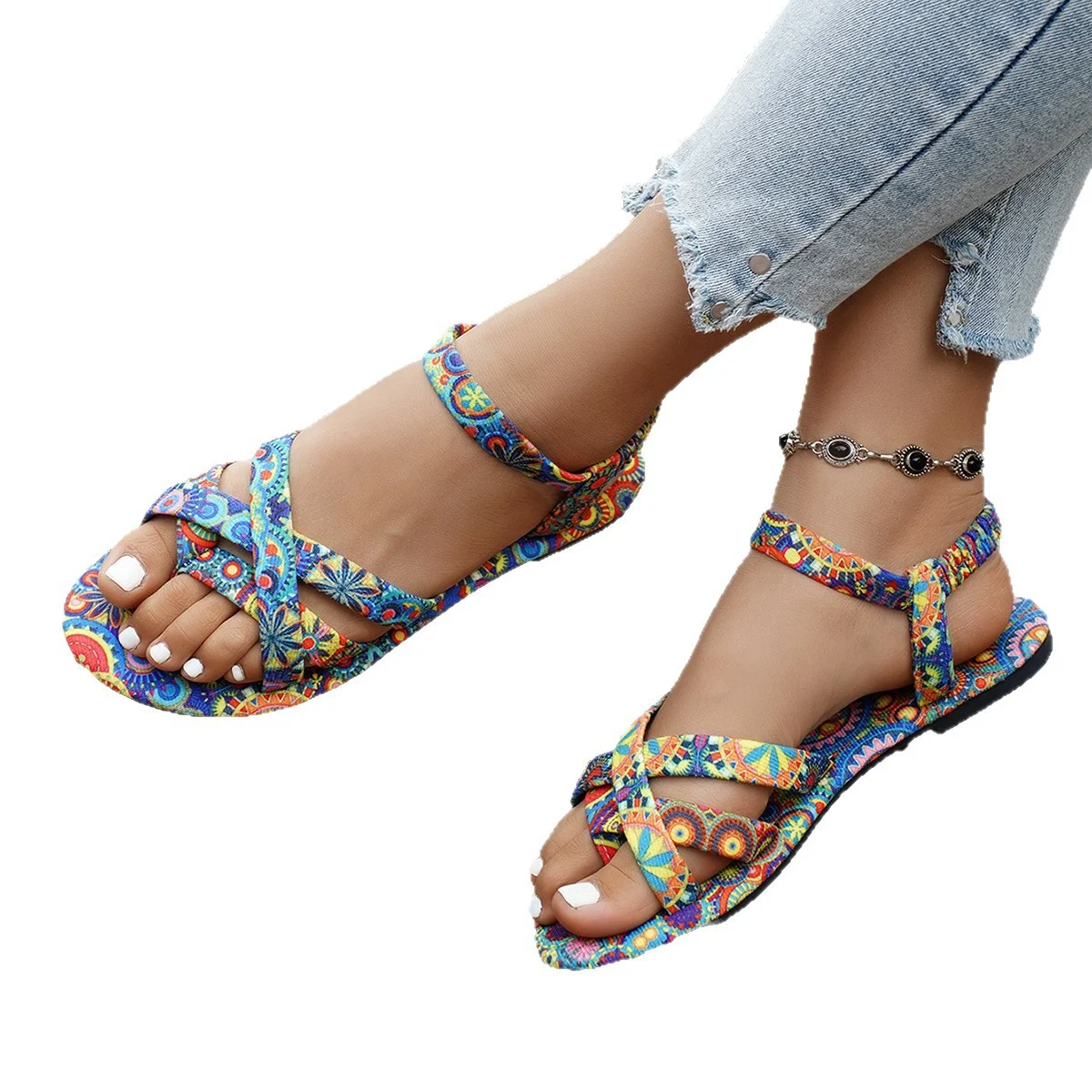 Flat-bottomed Printed Thong Sandals In Roman Style — image 1