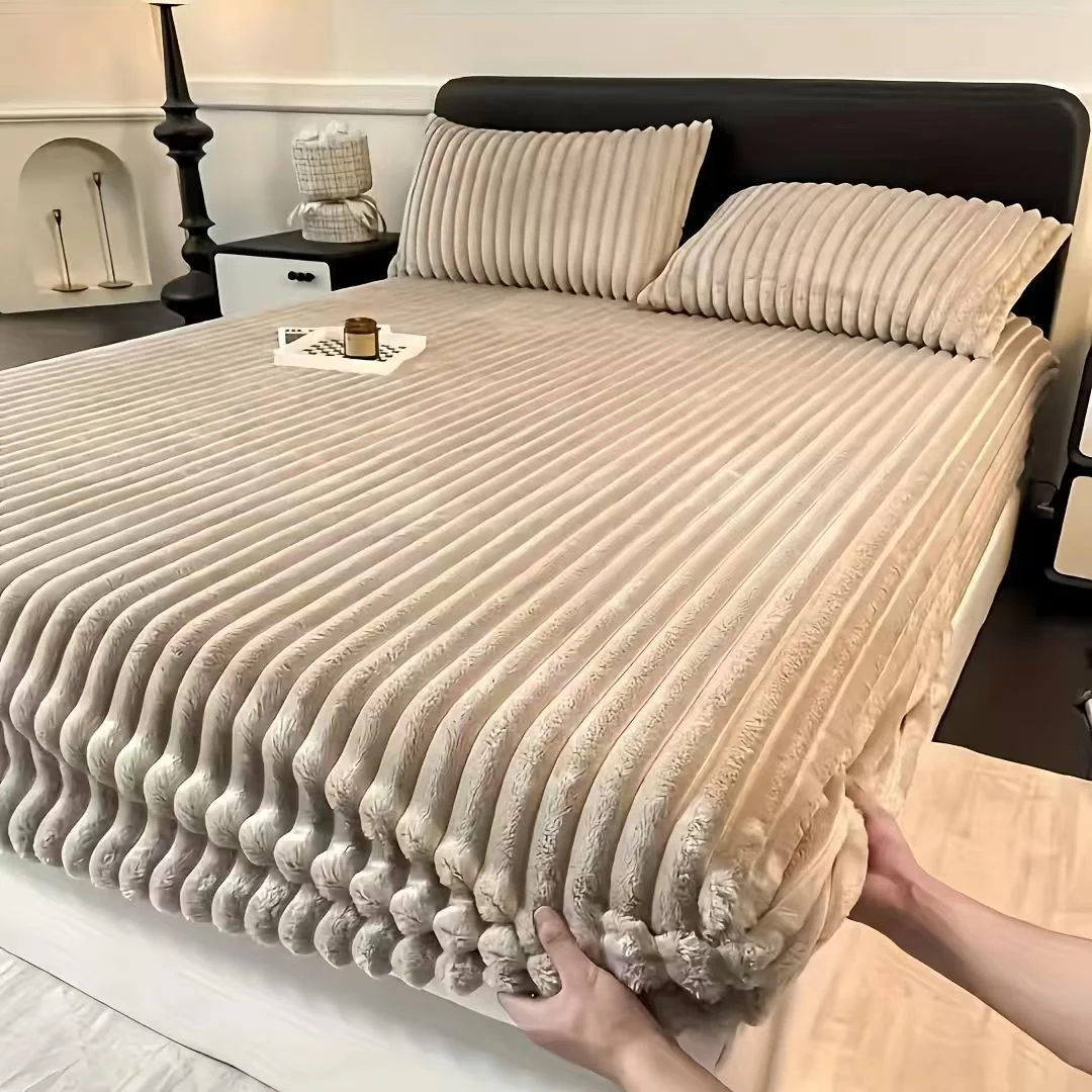 Fleece-lined Bedspread Single Piece — image 4