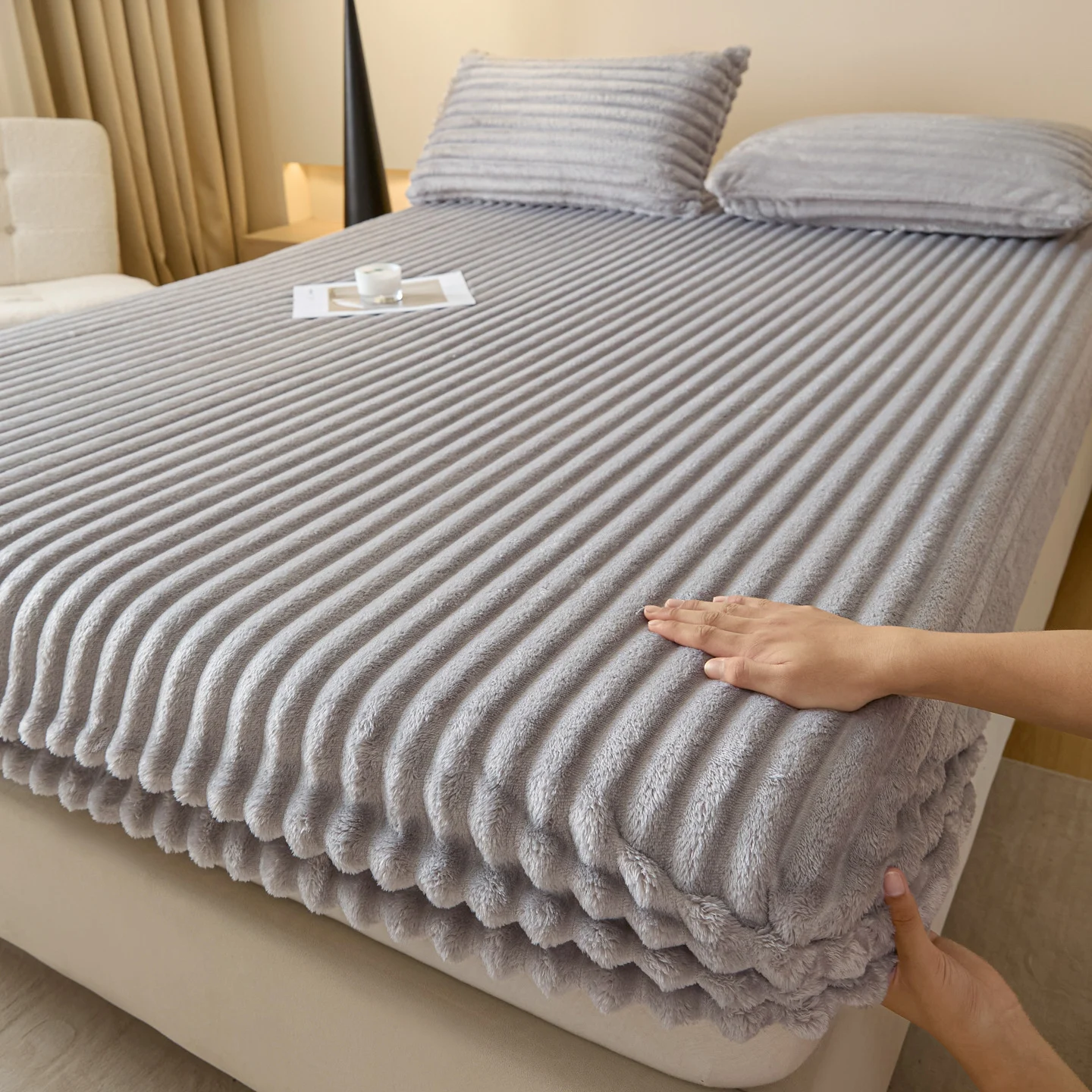 Fleece-lined Bedspread Single Piece — image 8